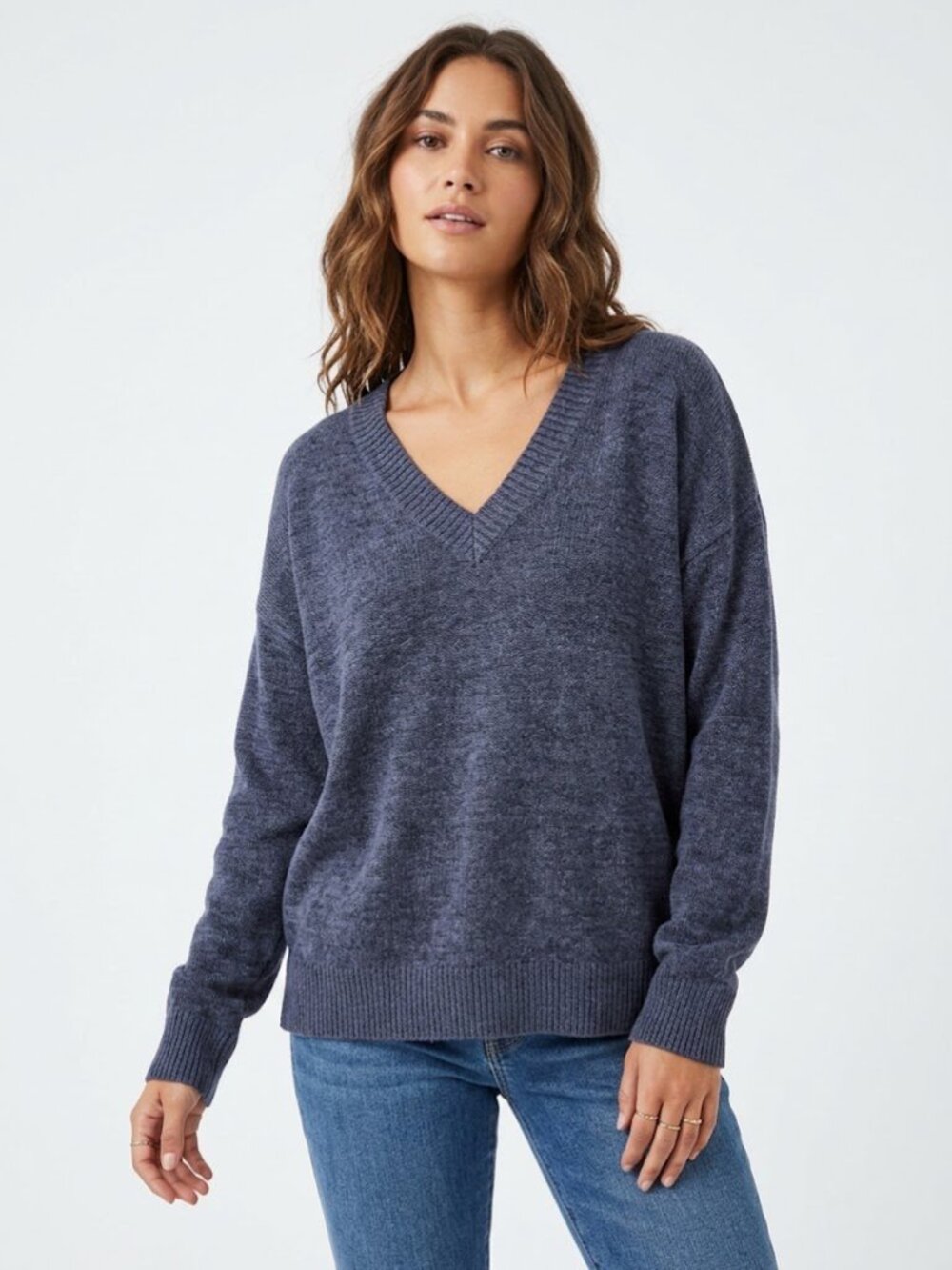 Barefoot Dreams Women's V-Neck Sweater in Grey Size M